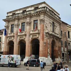 Frühere Regierungsgebäude