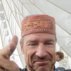 Bart lässt sich mit Wasser "schneiden"