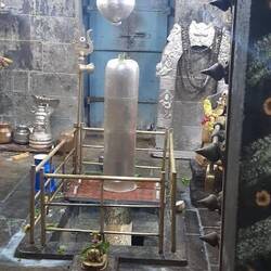 Stock Temple Pic (1st Floor View of Shiva linga)