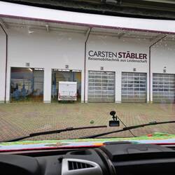 Stellplatz vor der Werkstatt