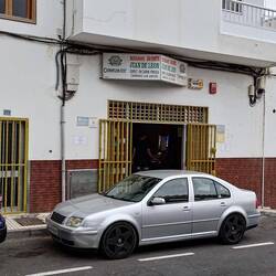 Wer würde diesen Restauranteingang attraktiv finden?