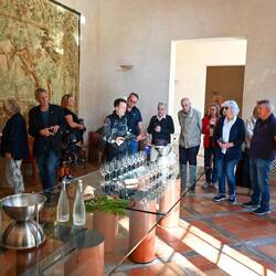 Alexis presenterar första vinet, Cotes-du-Rhône