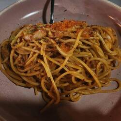 Spaghetti with shrimp