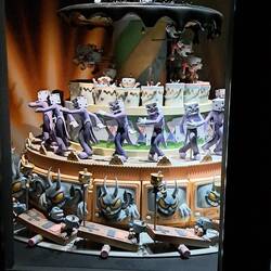 In the Museum of Screen Culture was a demo of an earlier form of animation. It starts like this....