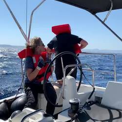 Auf dem Weg nach Symi bei 4-5 bft