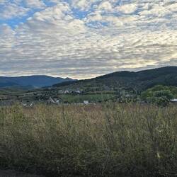 The motorhome parkup had all basic services and pleasant views over the fields and mountains.