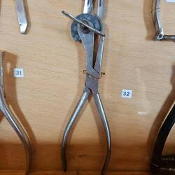 Zum Aufschneiden von Ringen