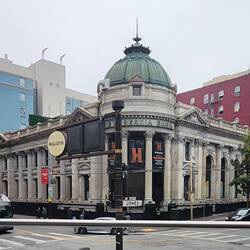 Hibernia Bank Building