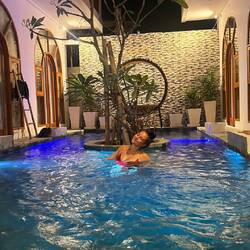 Im Hotelpool