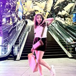 Clare's posing game has gone to another level