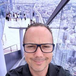 Selfie on an outdoor elevator