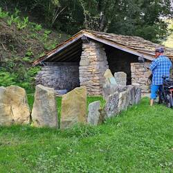 Renoviertes Waschhaus in Sare