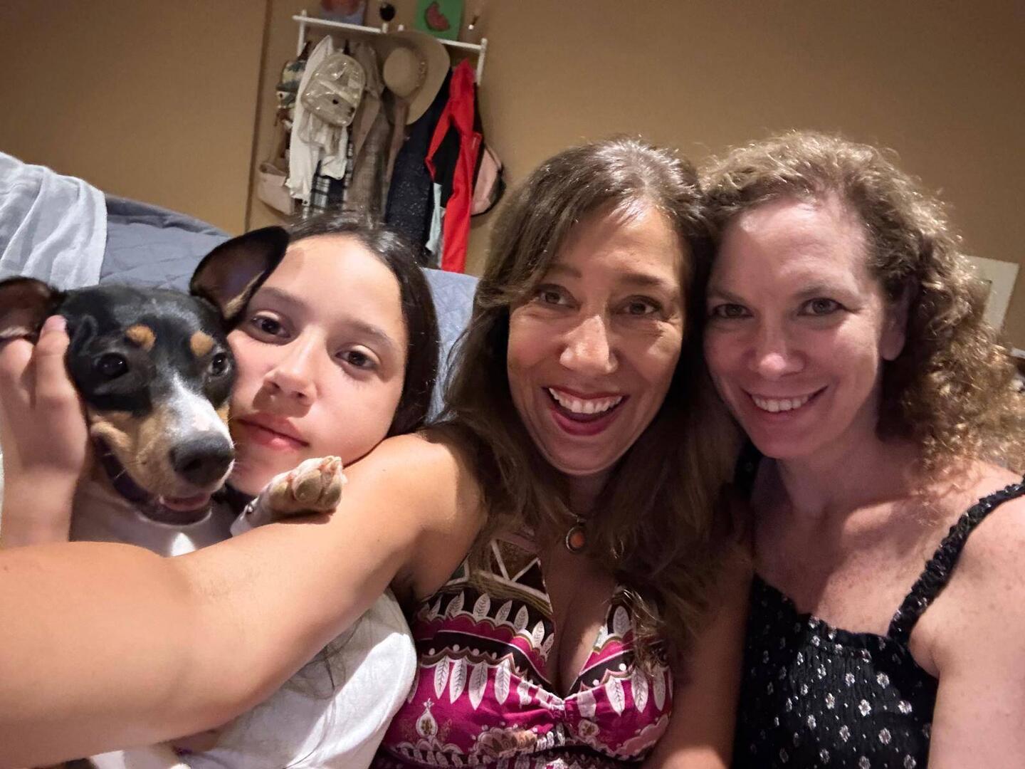 Recién llegando con Vivi, Mikelita y Gominola 🥰