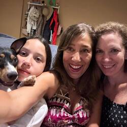 Recién llegando con Vivi, Mikelita y Gominola 🥰