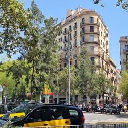 Edificio donde viví en Plaza Universitat
