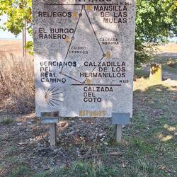 Very important to take the route to the left, the other bypasses our albergue for tonight.