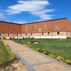 When I saw this, especially with another 4 miles to go, I wished we were staying here.