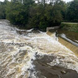 The noise reminds me of the Henley weirs.