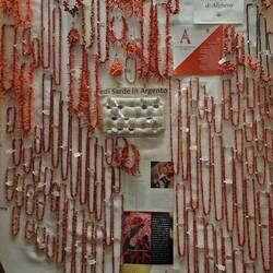 Alghero, die Stadt der roten Korallen. Schmuckläden überall!