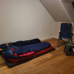 Letzte Nacht in unserer leeren Wohnung 😢