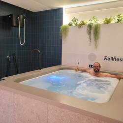 Jacuzzi im privaten Spa - Danke Svenia!❤️