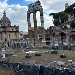 ... ach und .... alte Steine 😂