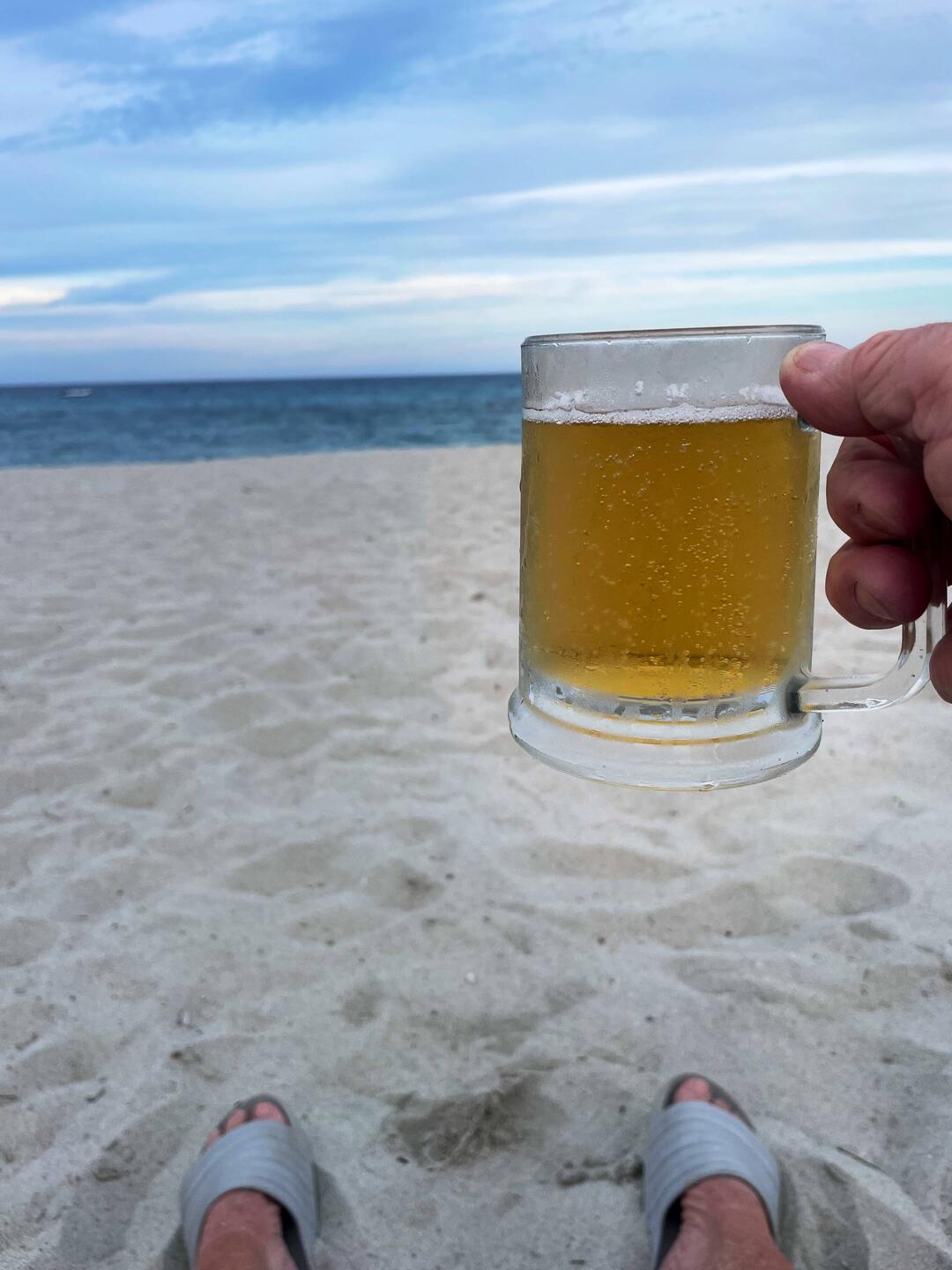 letztes Bier 🍺 am Strand dieses Jahr