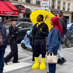 Fashionista in Place de Republique