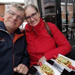 Genuss einheimischer kulinarischen Köstlichkeiten. Hotdog mit Rødepølser