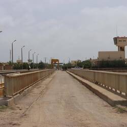 Die Brücke zwischen den beiden Ländern