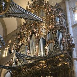 Huge cathedral organ also had ornate decoration