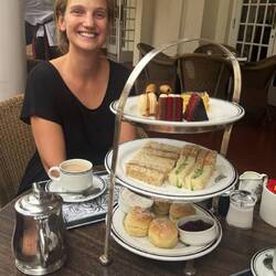 Leckerer High-Tea im Victoria Falls Hotel