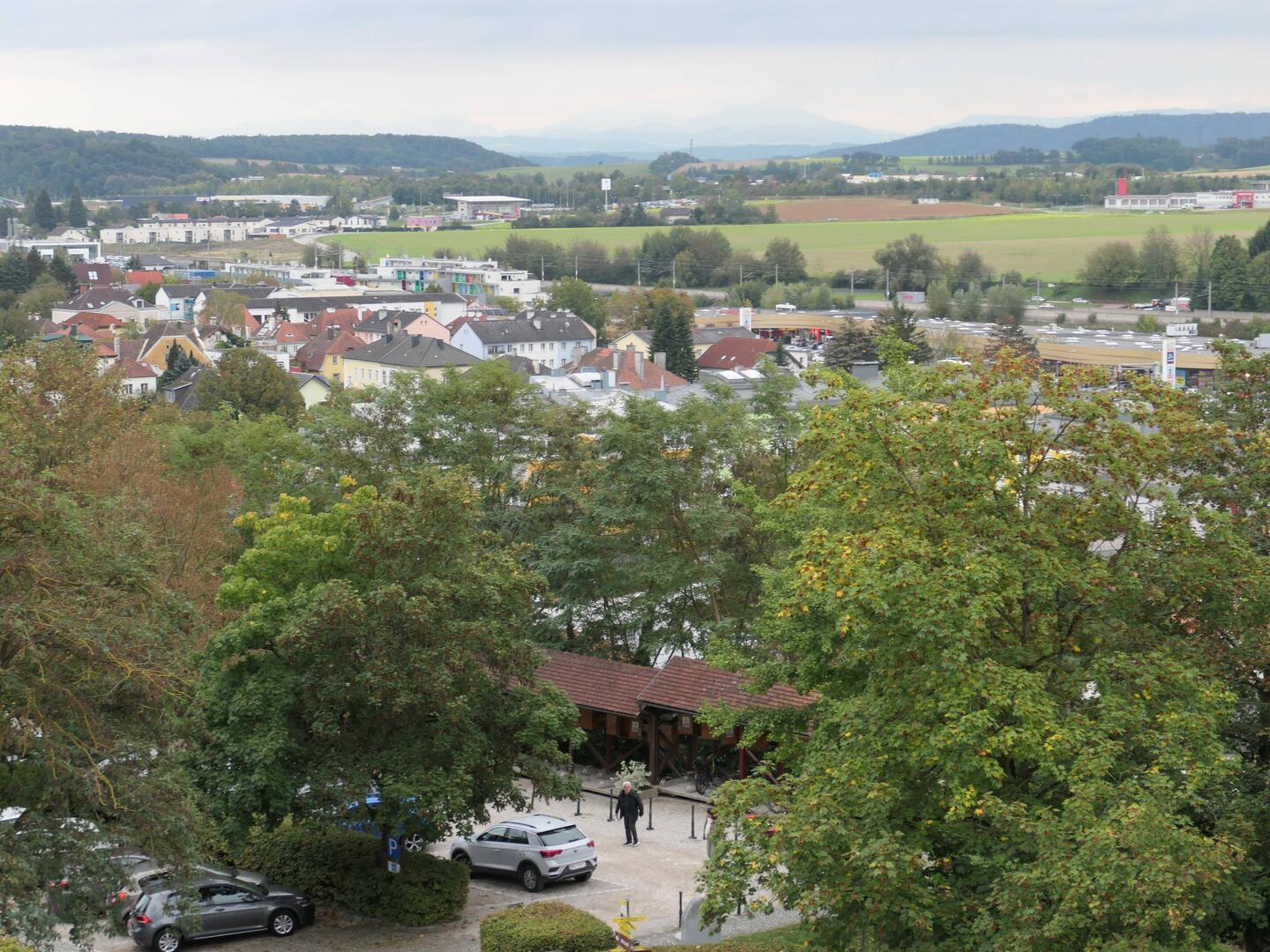 Wir sind in Ybbs angekommen. Den heutigen Tag widmen wir dem Besuch von Stift Melk.