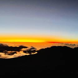 Über den Wolken, fernab von allen Menschen 🥹☁️