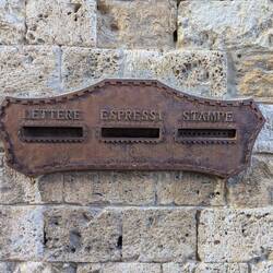 Espresso in der Mitte reinstecken!