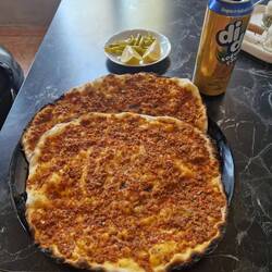 Nurans kleiner Lahmachun-Imbiss in Söylemis