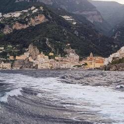 Amalfi vom Meer aus