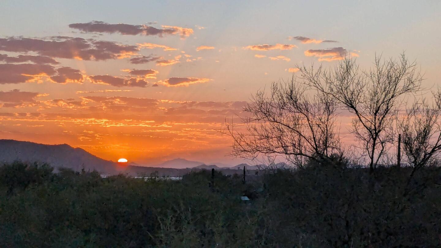 Sonnenaufgang über Lake Pleasant