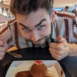 Schokobombe vom jüngsten Michelin-Sterne-Koch "Fran Lopez"