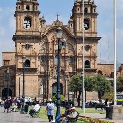 "Plaza del Armas" - unter den Inkas noch "Platz der Freude"