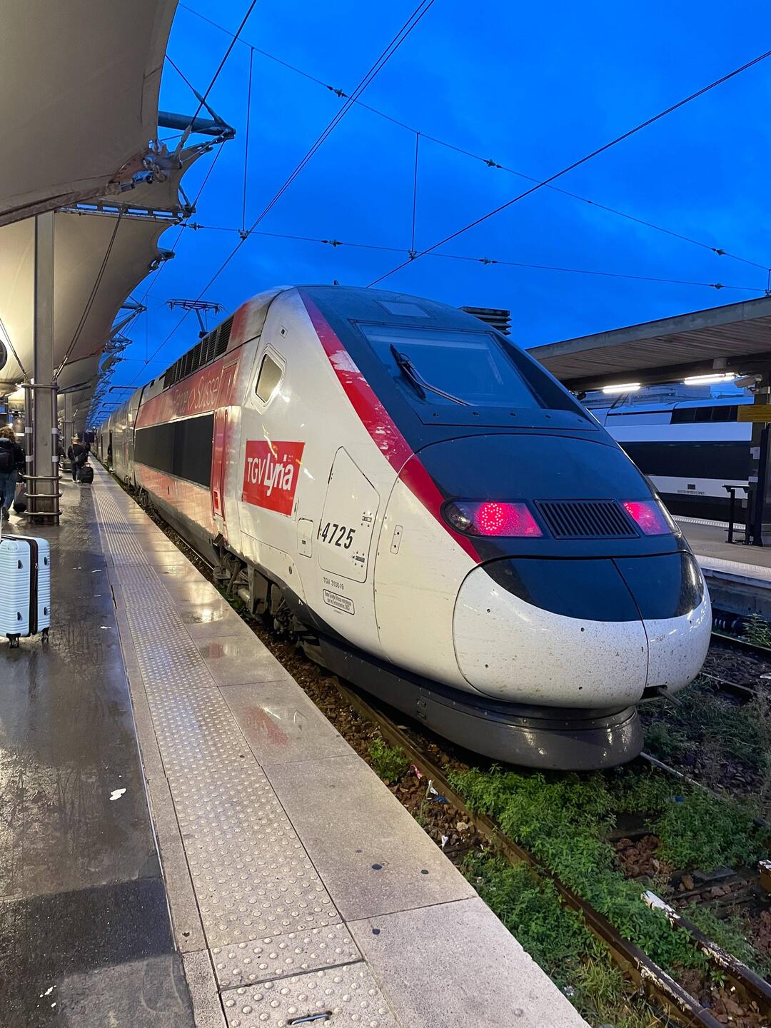 Departing Gare de Lyon