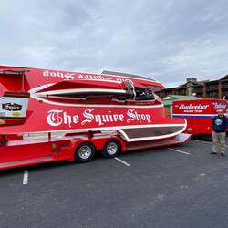 Veranstaltung mit historischen (Renn-) Motorboten.