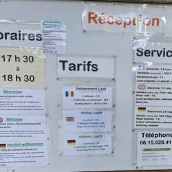 Aushang Stellplatz Domaine Distaise