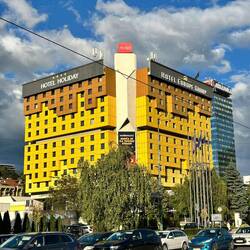 Gelbes Haus, damals Unterkunft der Kriegsreporter