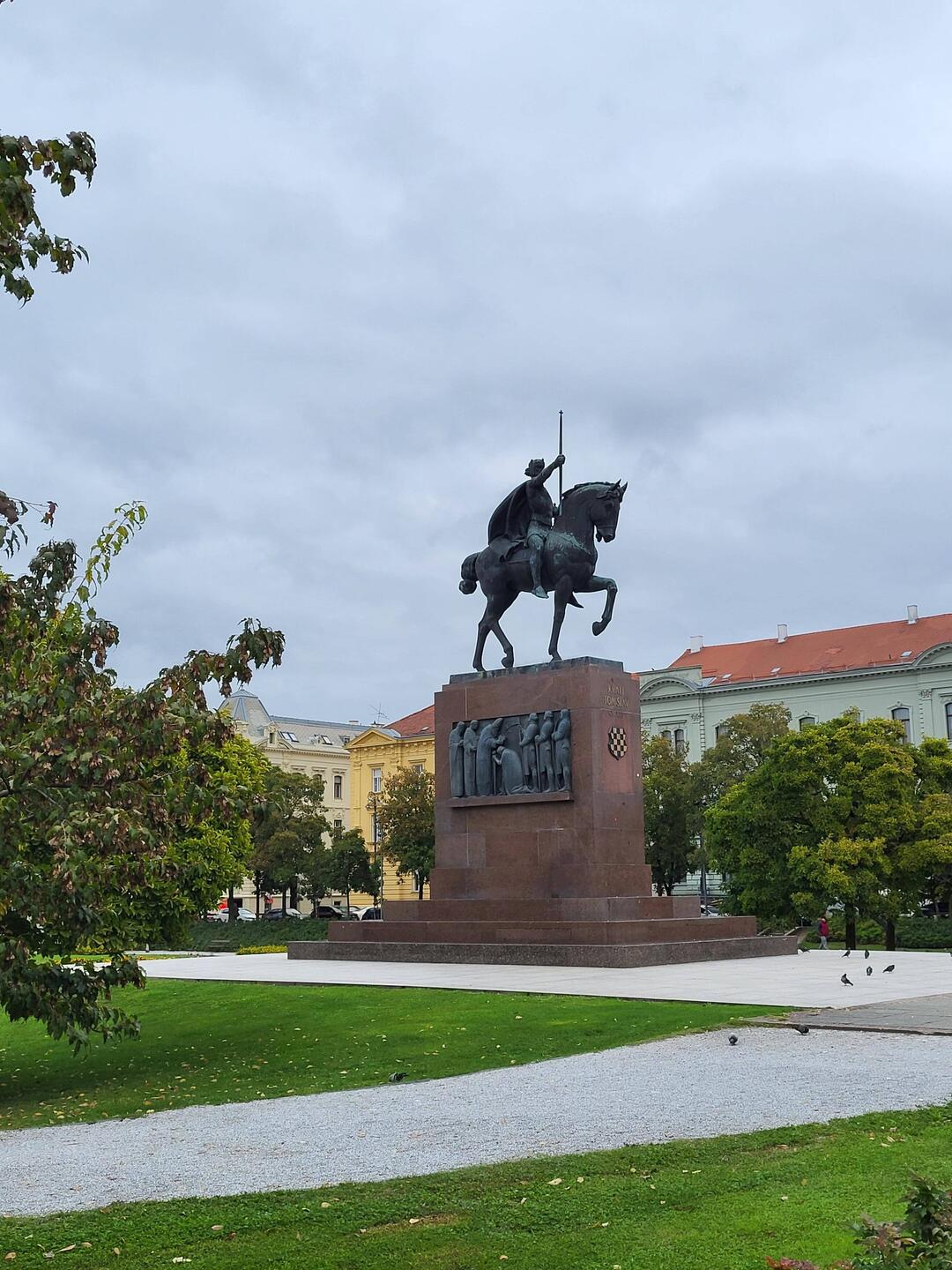 Monument to King Tomislav