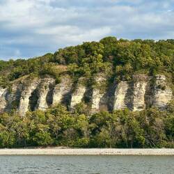The sandstone ledges are very pretty