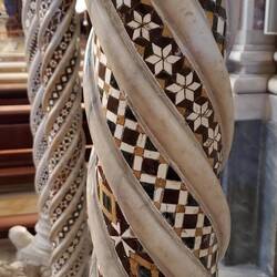 The tile work on the columns was amazing!!