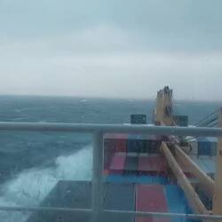 Noch gemäßigt- wenns mehr, gab's keine Photos