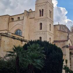 Die Kathedrale "San Nicola".