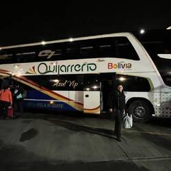 Bewusst entscheiden wir uns lieber für ein seriös wirkendes Busunternehmen...